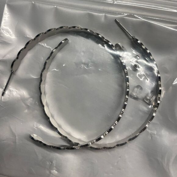 Elegant Gold and Silver Hoop Earrings (Bundle of 2) - Picture 8 of 13